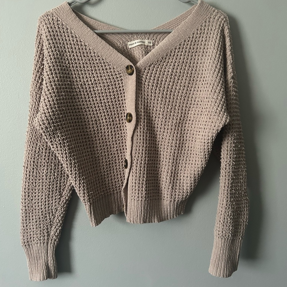 moon & madison women’s XS Taupe Button-Up Cream Cardigan Autumn Sweater